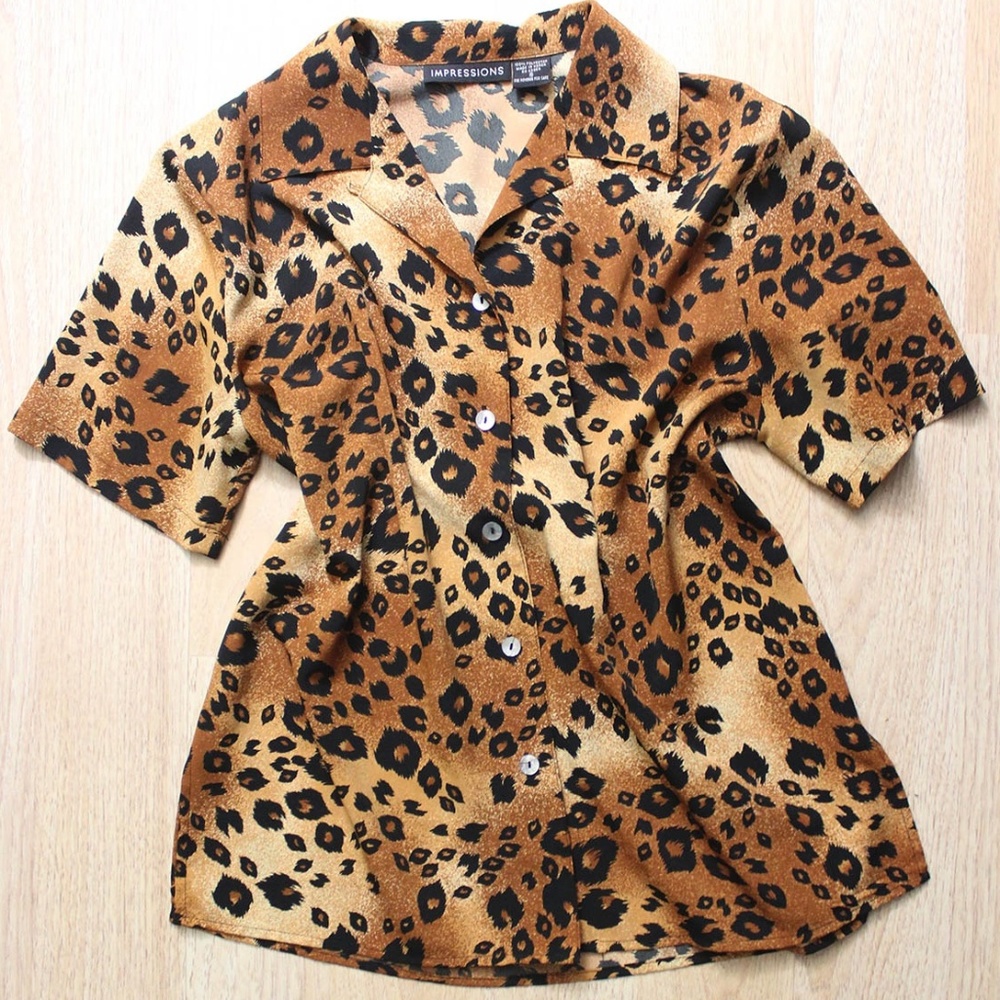 Fierce Leopard Print Button Up Blouse Great Color
